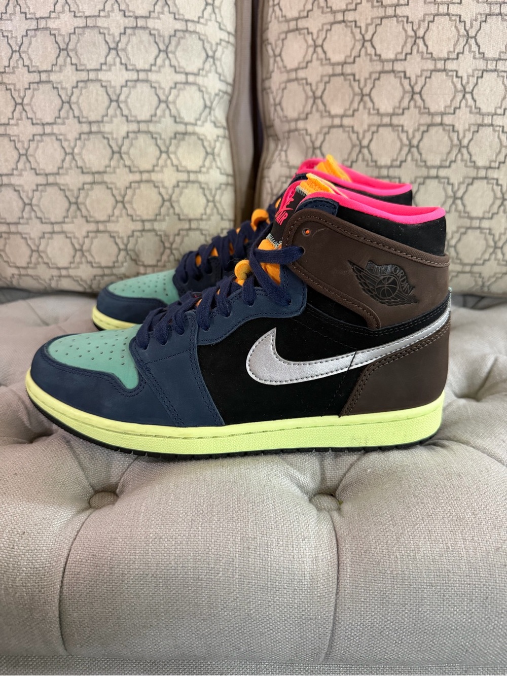 Jordan 1 Retro High - Tokyo Bio Hack Used Size 8 Mens - Picture 2 of 4